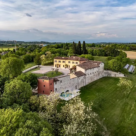 Hotel Relais Corte Baruzzo 3*