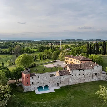 Relais Corte Baruzzo 3* Volta Mantovana