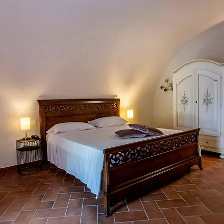 Relais Corte Baruzzo Volta Mantovana