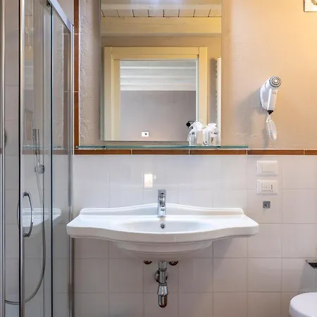 Relais Corte Baruzzo Hotel
